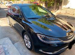 كرايسلر 200